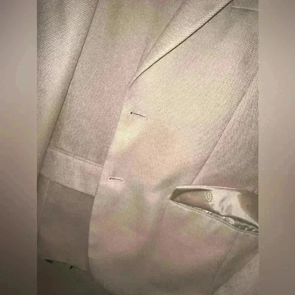 Gently used men’s suit m/l measurements on picture - Picture 10 of 13